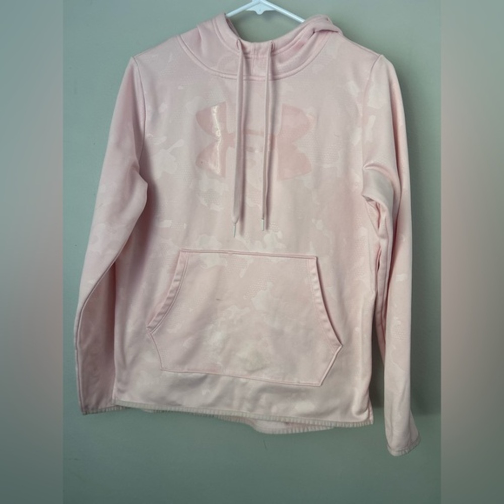 Under Armour Light Pink‎ Camo Hoodie